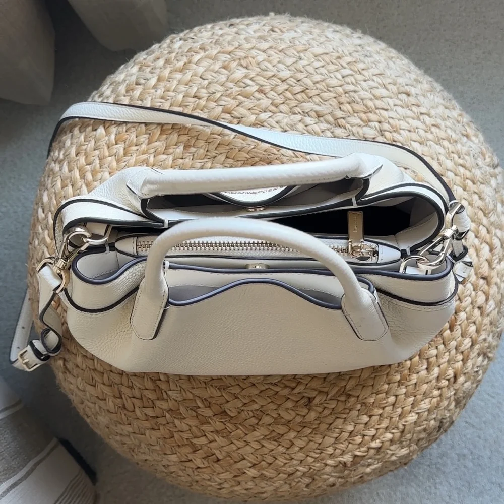 Kate Spade Dumpling Crossbody Satchel Bag - Picture 5 of 7